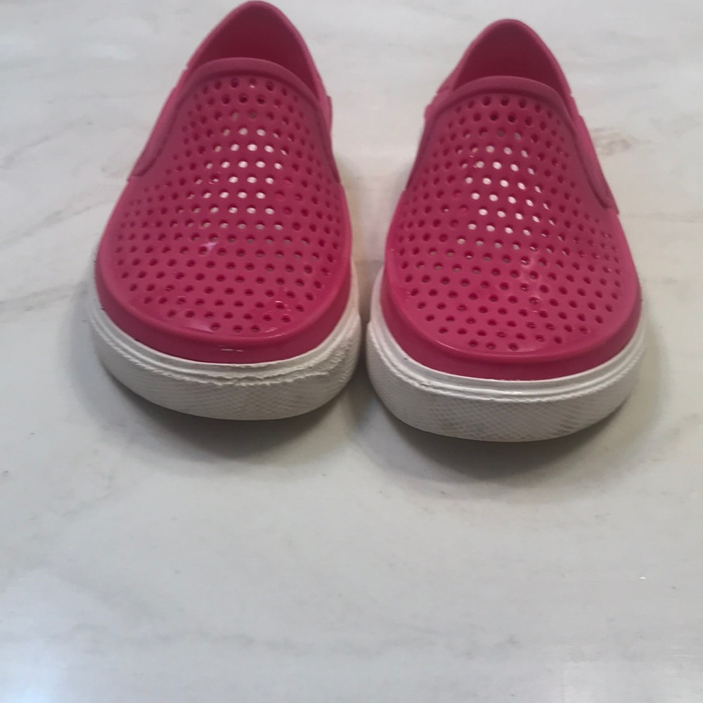 Shoes - Picture 2 of 4